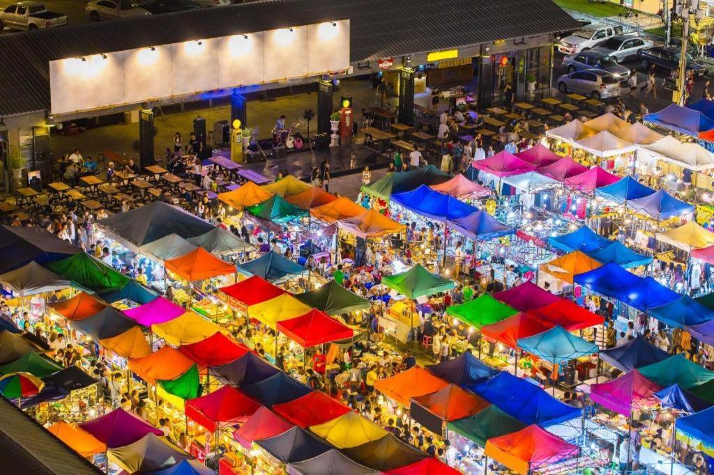 Nandha Hotel Bangkok Kültér fotó